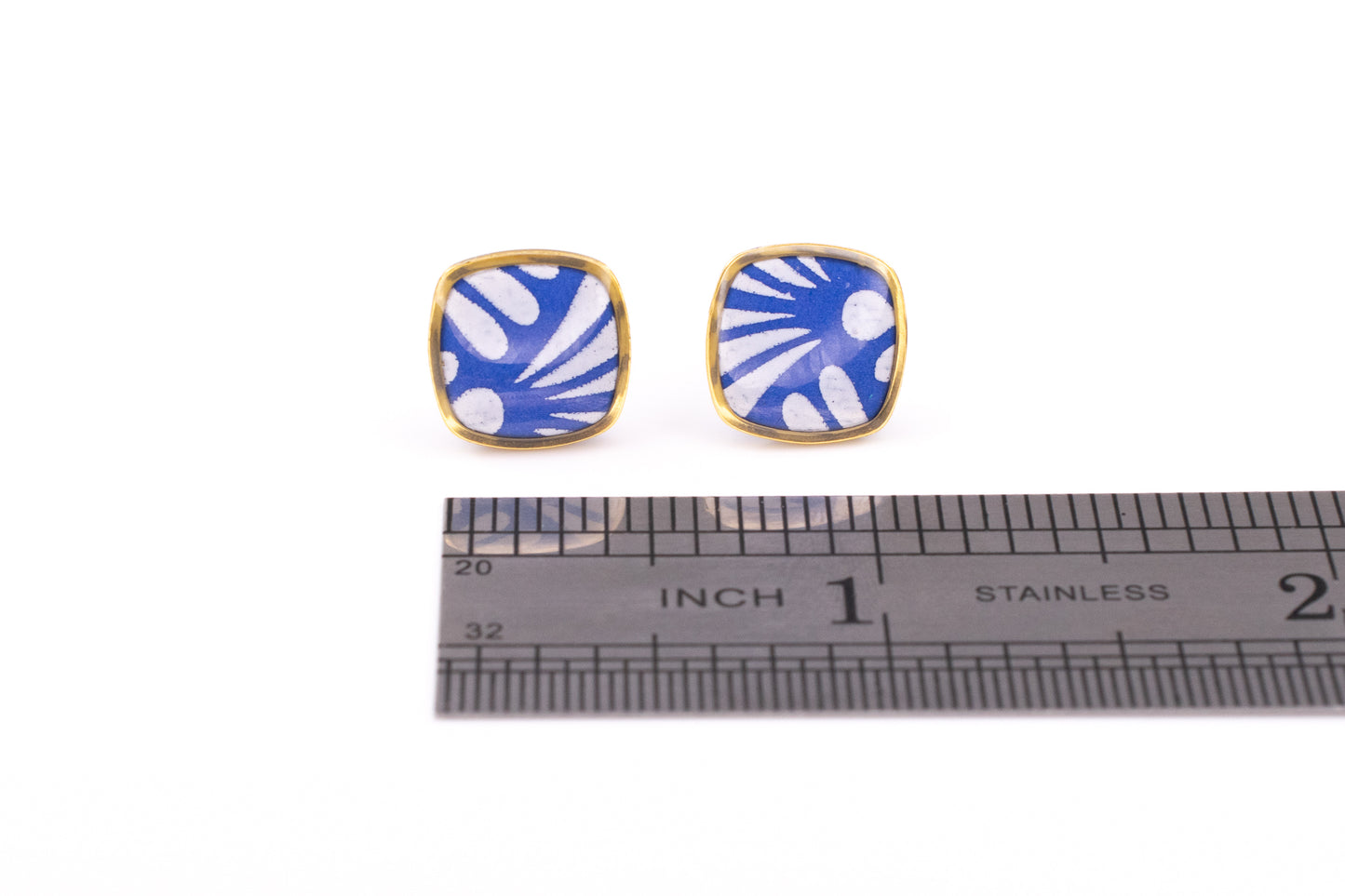 Bezel Studs