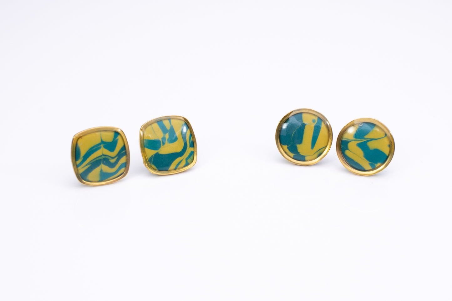Bezel Studs
